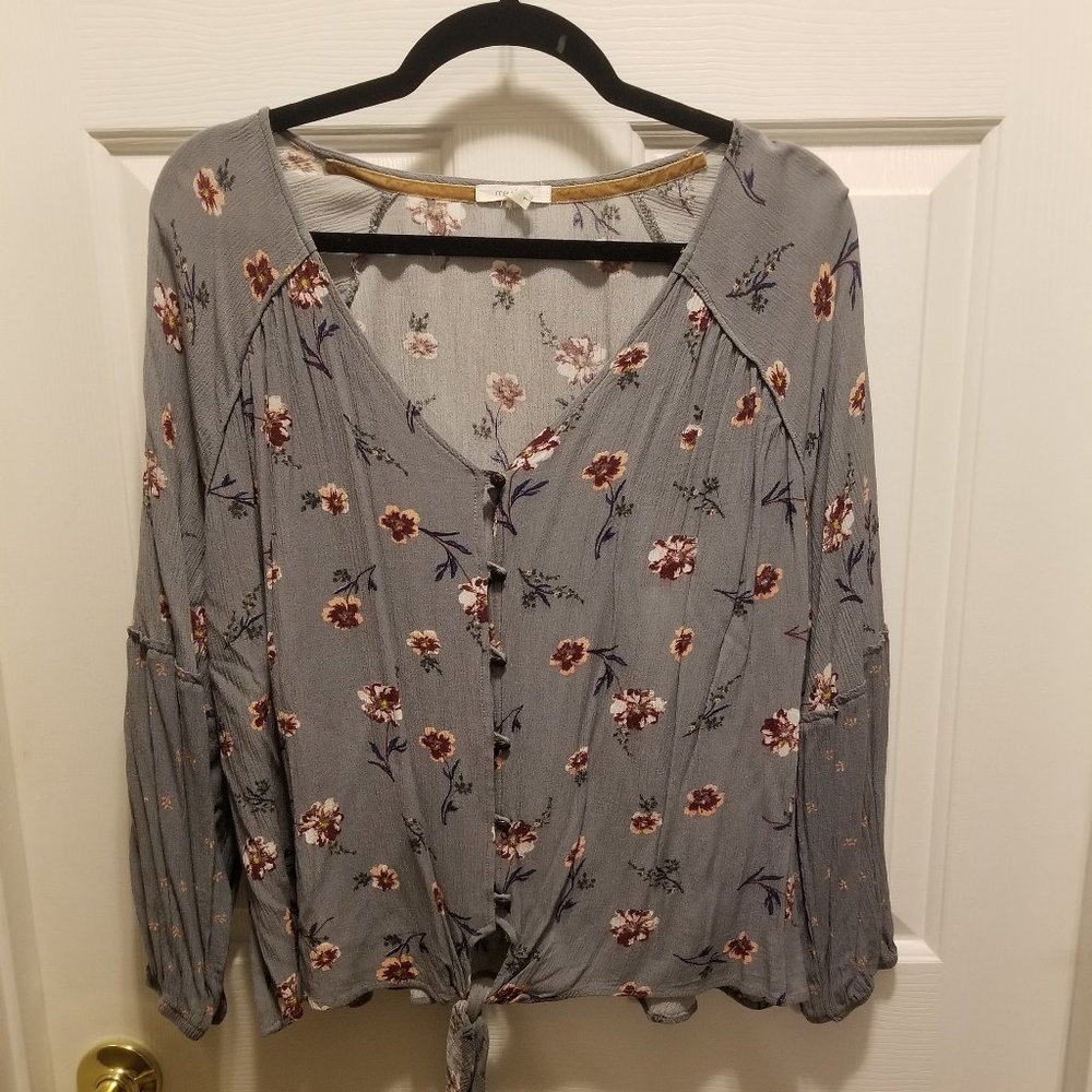 Button down/ Tie waist top